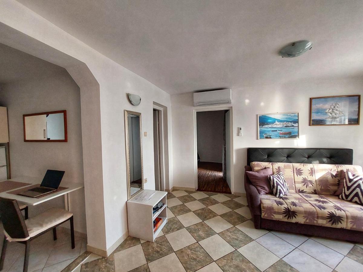 Apartments Dumic Crikvenica Luaran gambar